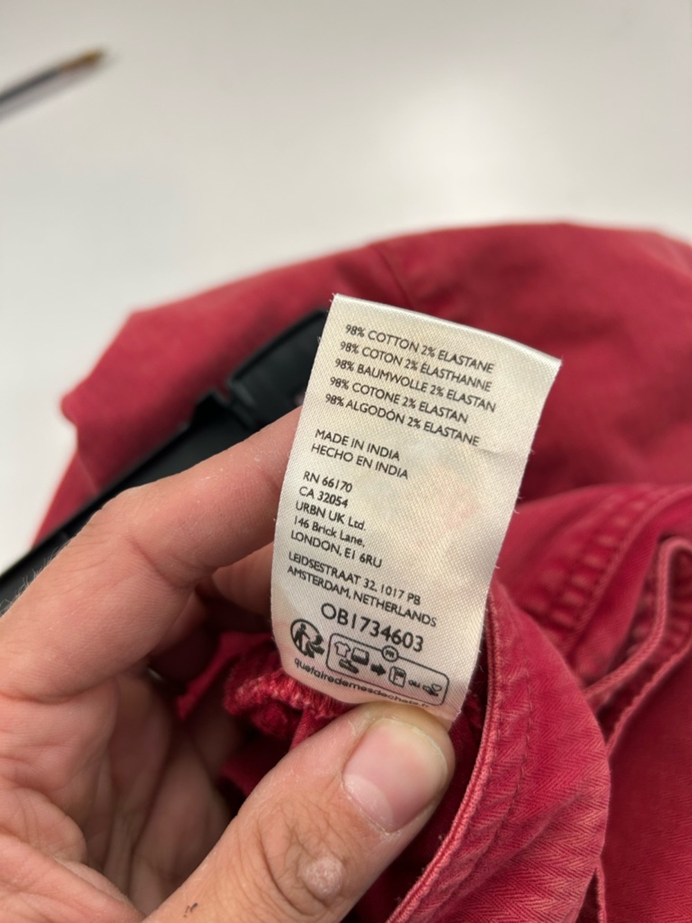 We The Free Red Cargo-Style Capri - Picture 3 of 7